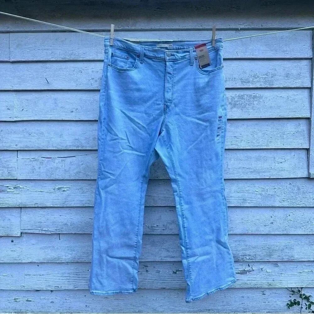 Levi's Women's boot cut light Denim Button Fly Jeans Casual Normcore Plus Size